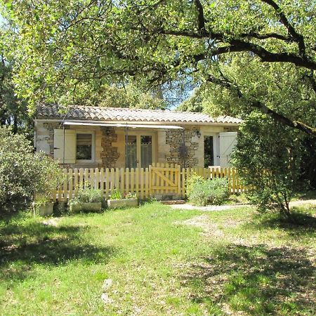 Domaine du bois gîte Bleuette Galargues Extérieur photo