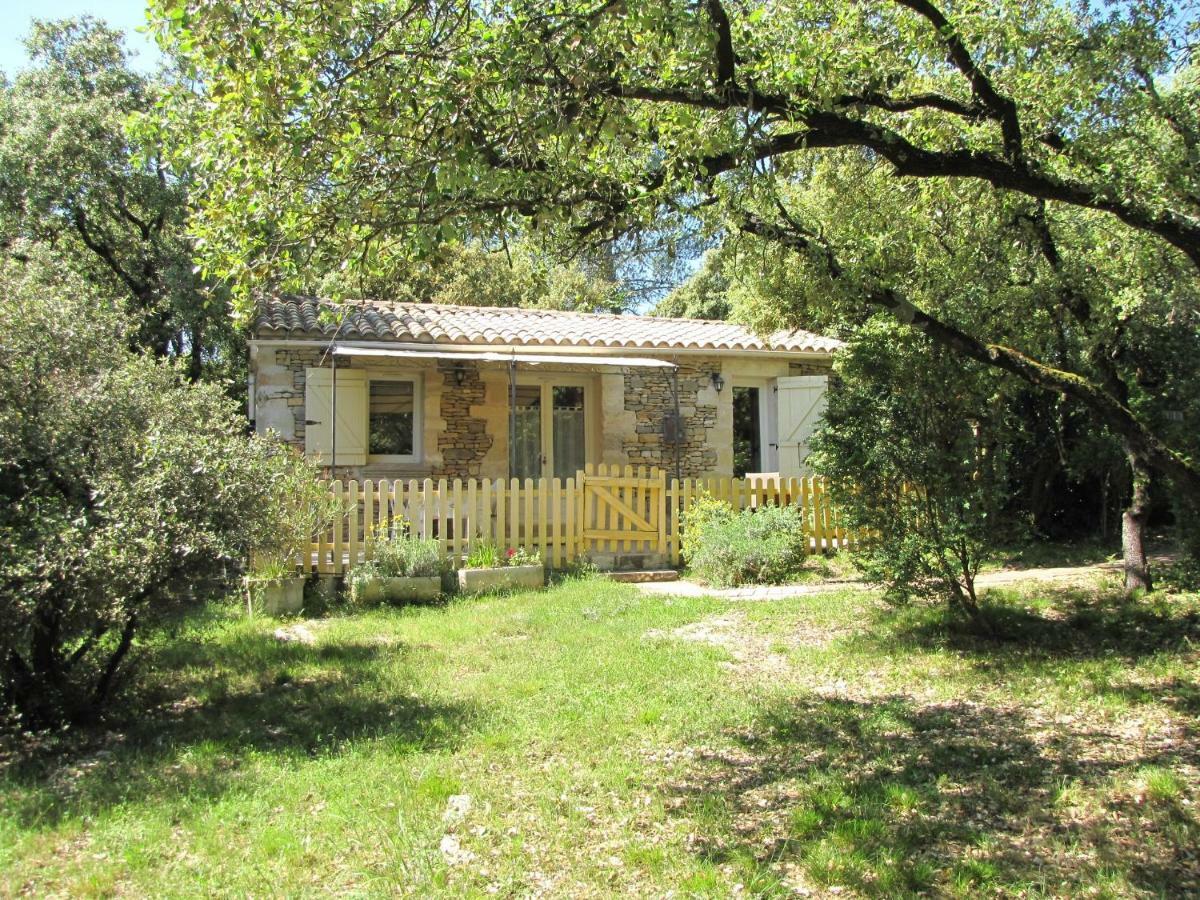 Domaine du bois gîte Bleuette Galargues Extérieur photo